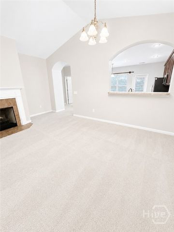 35 Chapel Lake N, Savannah, GA 31419