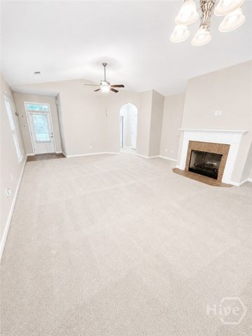 35 Chapel Lake N, Savannah, GA 31419