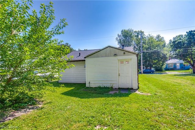 1022 Merton Avenue, Akron, OH 44306