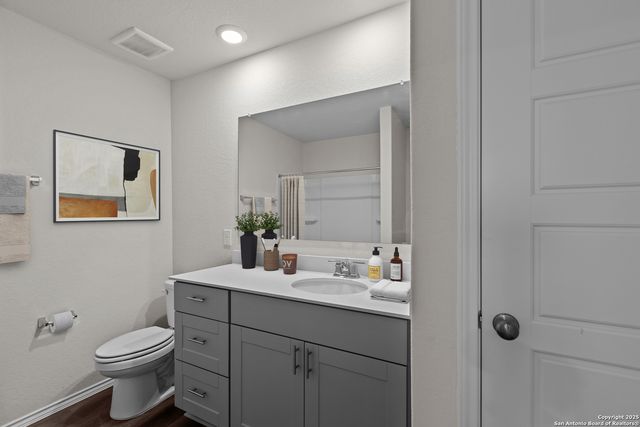 8257 Smithers Avenue, San Antonio, TX 78252