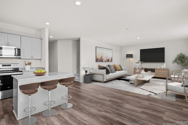 8257 Smithers Avenue, San Antonio, TX 78252