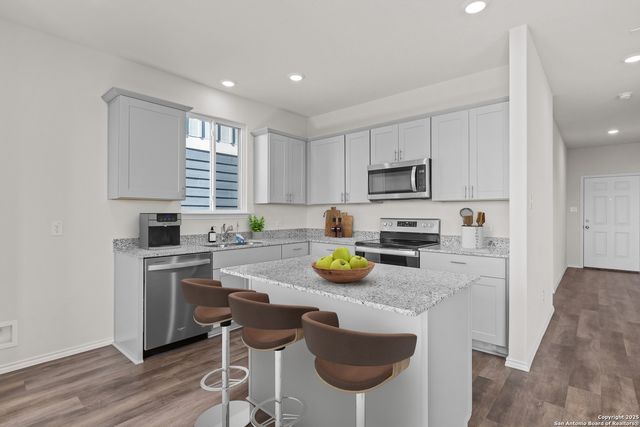 8257 Smithers Avenue, San Antonio, TX 78252