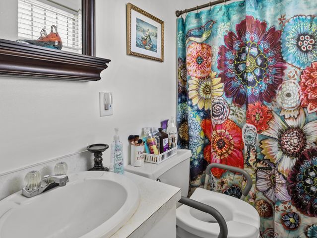 146 Gaston Shoals Road, Gaffney, SC 29341