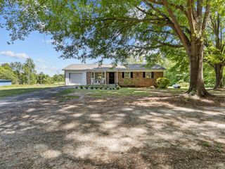 146 Gaston Shoals Road, Gaffney, SC 29341