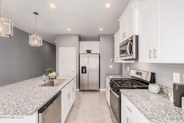 4799 E Greenway Wash Drive, Tucson, AZ 85706