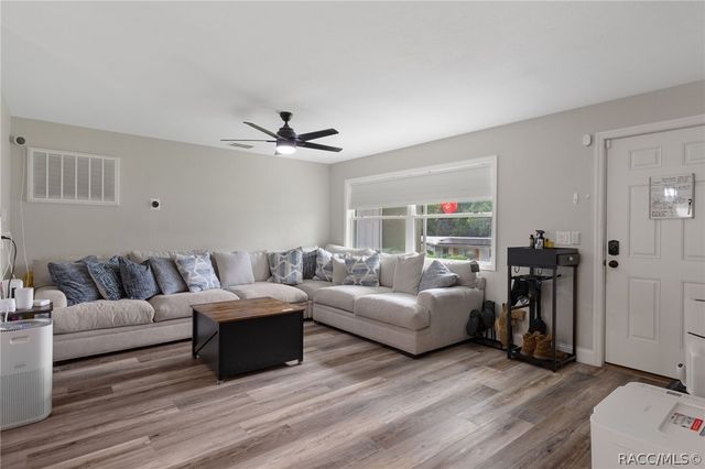 16 S Jefferson Street, Beverly Hills, FL 34465