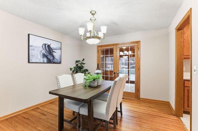 10833 Toledo Avenue S, Bloomington, MN 55437