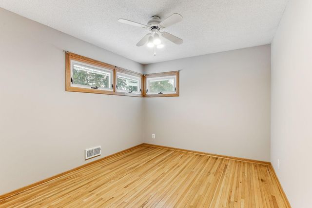 10833 Toledo Avenue S, Bloomington, MN 55437