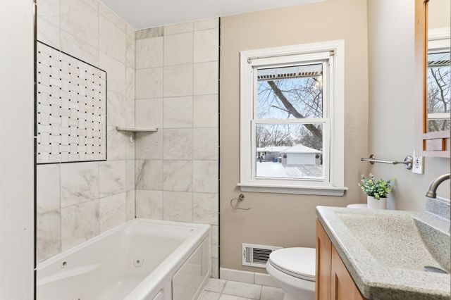 10833 Toledo Avenue S, Bloomington, MN 55437