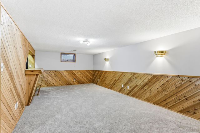 10833 Toledo Avenue S, Bloomington, MN 55437