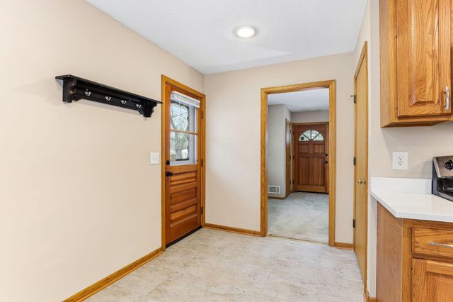 10833 Toledo Avenue S, Bloomington, MN 55437