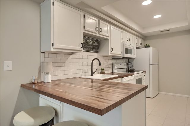 58 Ashford Dr, Cranberry Twp, PA 16066