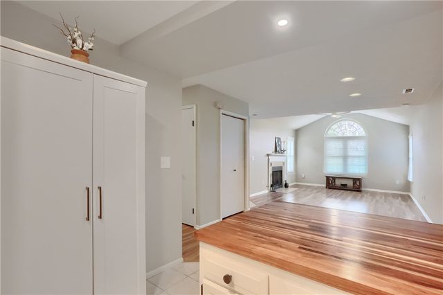 58 Ashford Dr, Cranberry Twp, PA 16066