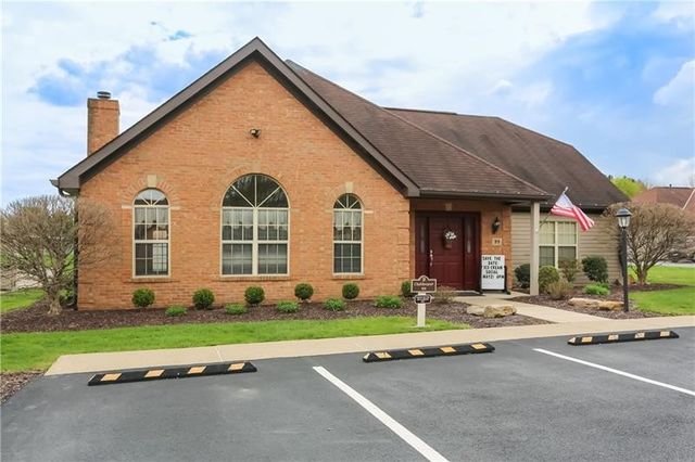 58 Ashford Dr, Cranberry Twp, PA 16066