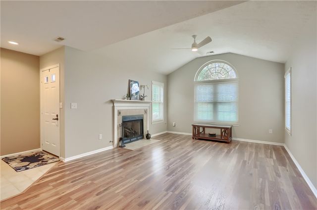 58 Ashford Dr, Cranberry Twp, PA 16066