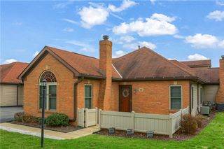 58 Ashford Dr, Cranberry Twp, PA 16066