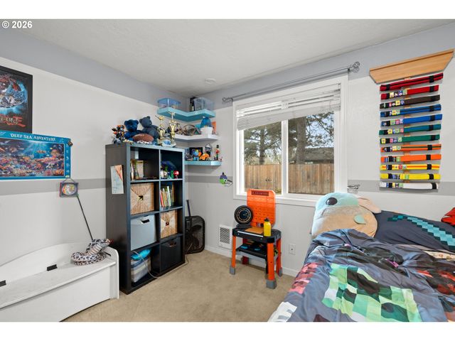 292 Ne PALOMAR Ct, Hillsboro, OR 97124