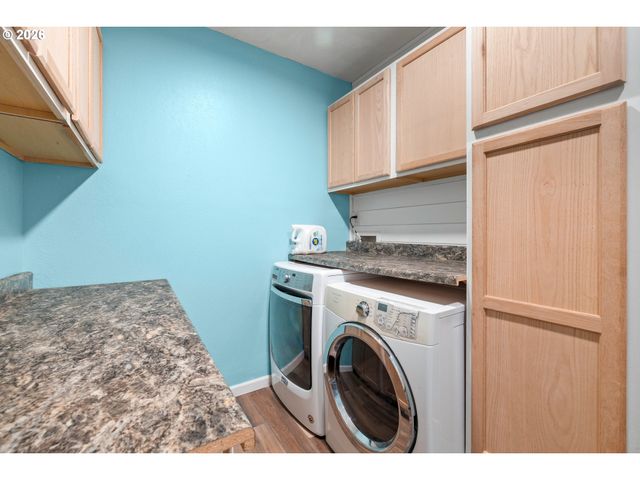 292 Ne PALOMAR Ct, Hillsboro, OR 97124