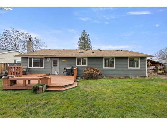 292 Ne PALOMAR Ct, Hillsboro, OR 97124