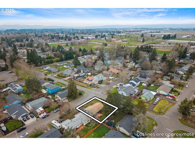 292 Ne PALOMAR Ct, Hillsboro, OR 97124