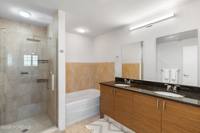 23 Wallace Street 406, Red Bank, NJ 07701