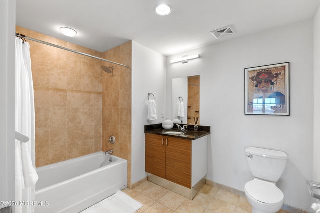 23 Wallace Street 406, Red Bank, NJ 07701
