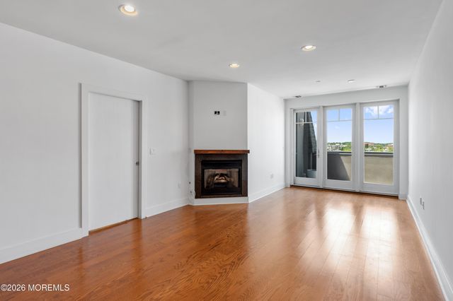 23 Wallace Street 406, Red Bank, NJ 07701