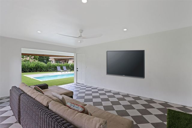 4456 Hickory Drive, Palm Beach Gardens, FL 33418