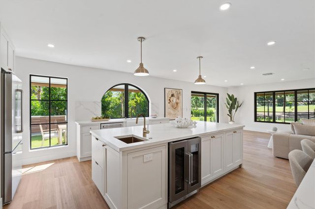 4456 Hickory Drive, Palm Beach Gardens, FL 33418