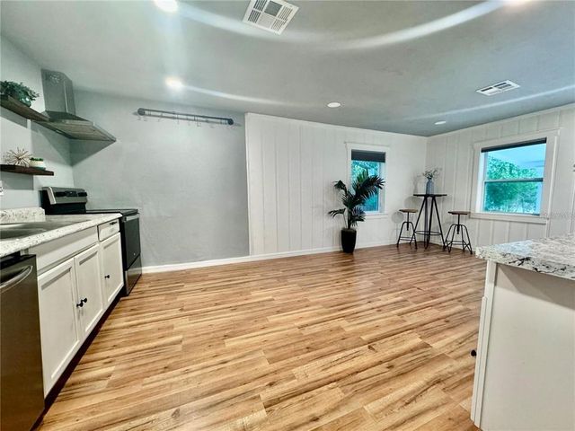 520 SE 5TH STREET, Williston, FL 32696