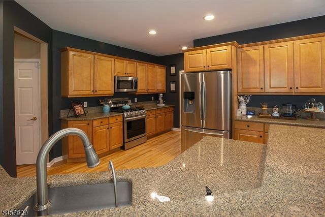 103 Lake Iliff Rd, Andover Twp., NJ 07860