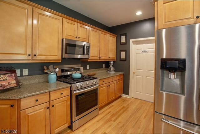 103 Lake Iliff Rd, Andover Twp., NJ 07860