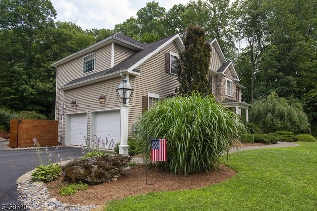 103 Lake Iliff Rd, Andover Twp., NJ 07860