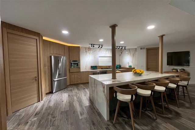 32325 STATE ROAD 44, Eustis, FL 32736