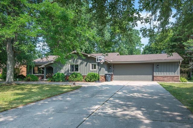 26022 Windermere DRIVE, Wind Lake, WI 53185