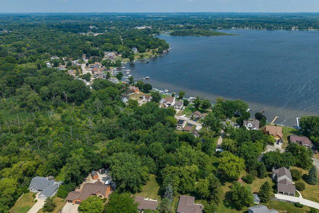 26022 Windermere DRIVE, Wind Lake, WI 53185