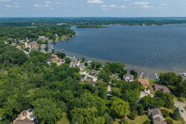 26022 Windermere DRIVE, Wind Lake, WI 53185