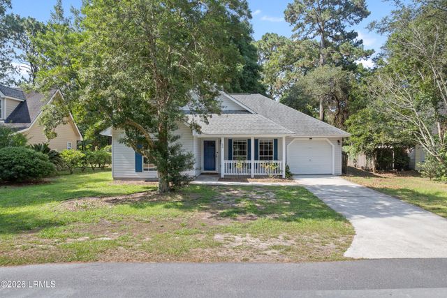20 Cedar Crest Circle, Beaufort, SC 29907