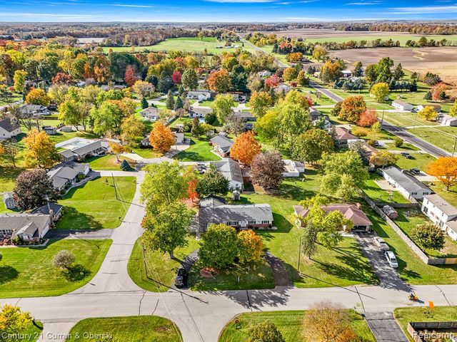 6934 Colonial Drive, Tecumseh, MI 49286