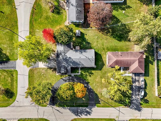 6934 Colonial Drive, Tecumseh, MI 49286