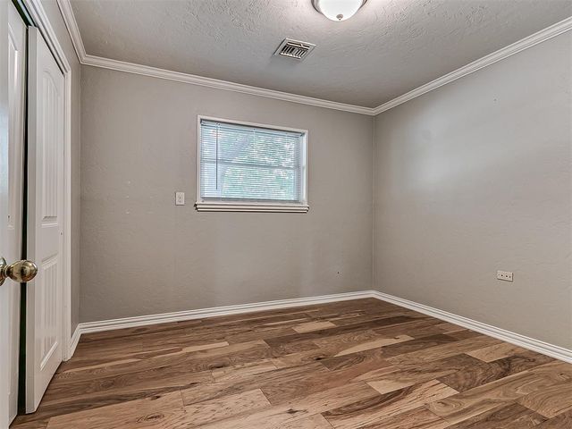 9917 Village Drive, Oklahoma City, OK 73120