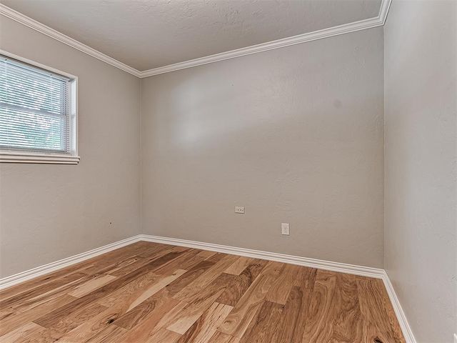 9917 Village Drive, Oklahoma City, OK 73120