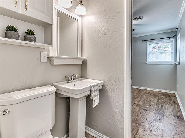 9917 Village Drive, Oklahoma City, OK 73120