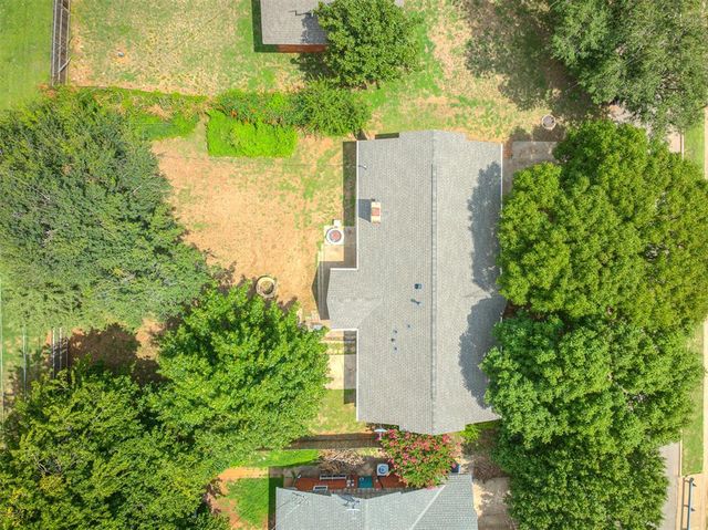 9917 Village Drive, Oklahoma City, OK 73120