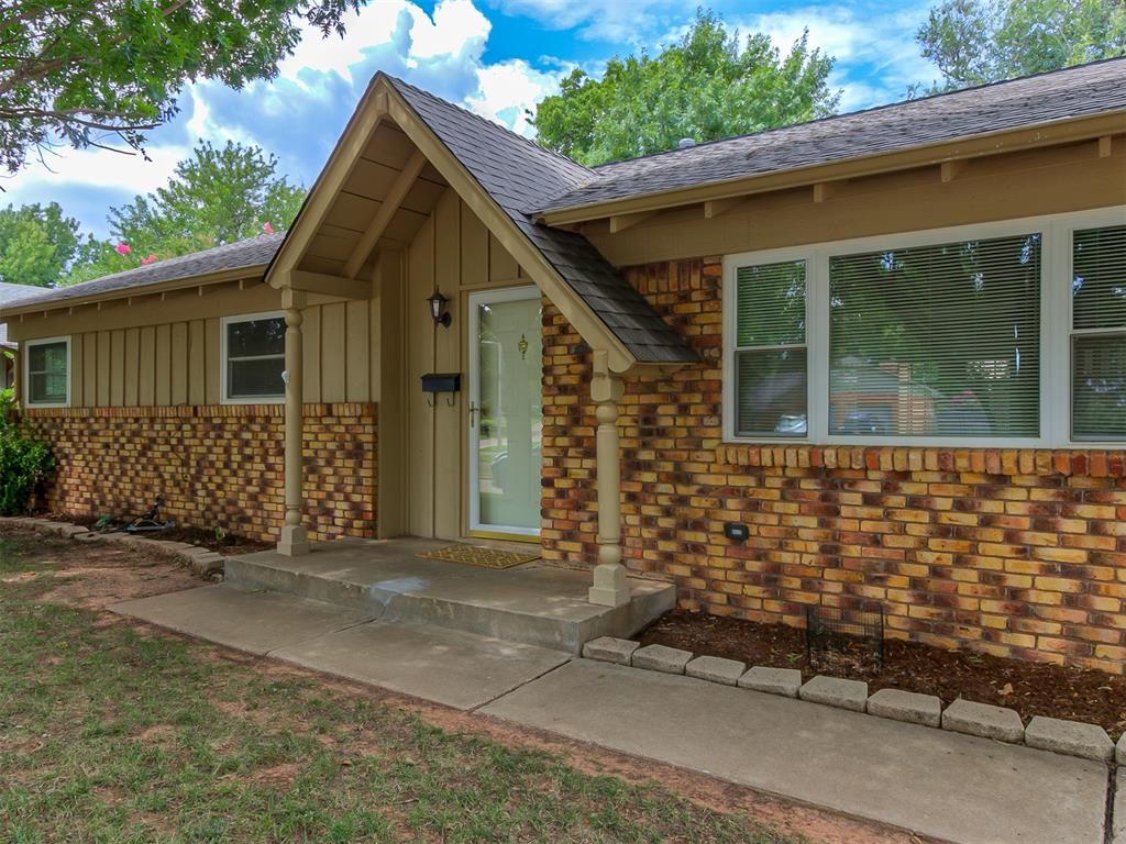 9917 Village Drive, Oklahoma City, OK 73120