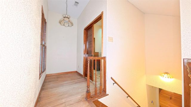 1015 Woodhorn Drive, Houston, TX 77062