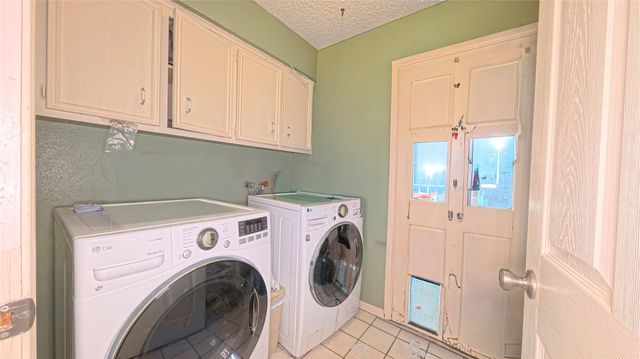 1015 Woodhorn Drive, Houston, TX 77062