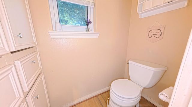 1015 Woodhorn Drive, Houston, TX 77062