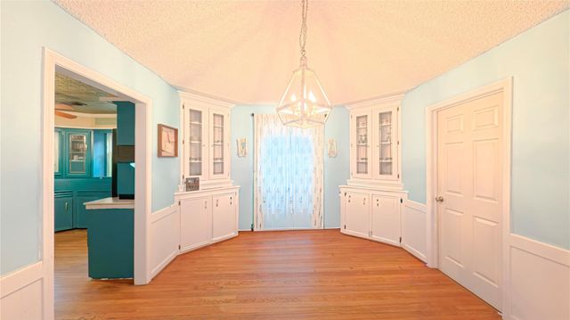 1015 Woodhorn Drive, Houston, TX 77062