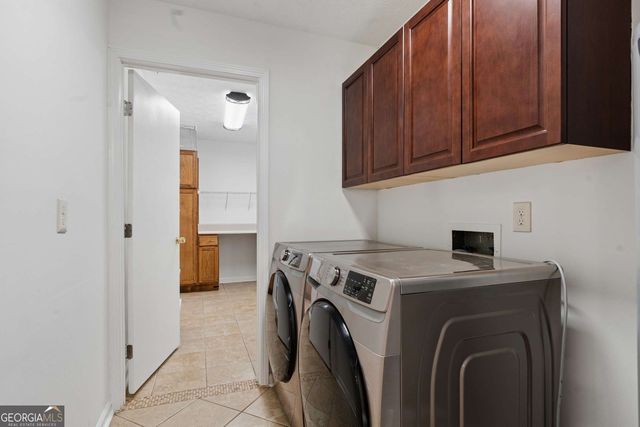 2310 Pine Stream Court, Lawrenceville, GA 30043